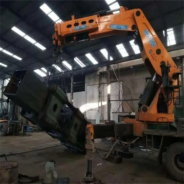 昌黎县130吨折臂吊车出租吊机租赁附近电话